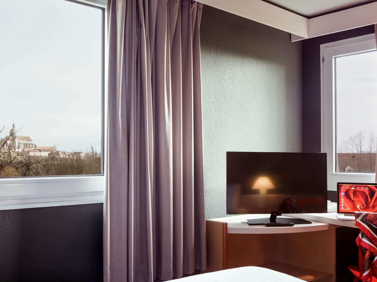 Hotel Ibis Provins Exteriér fotografie